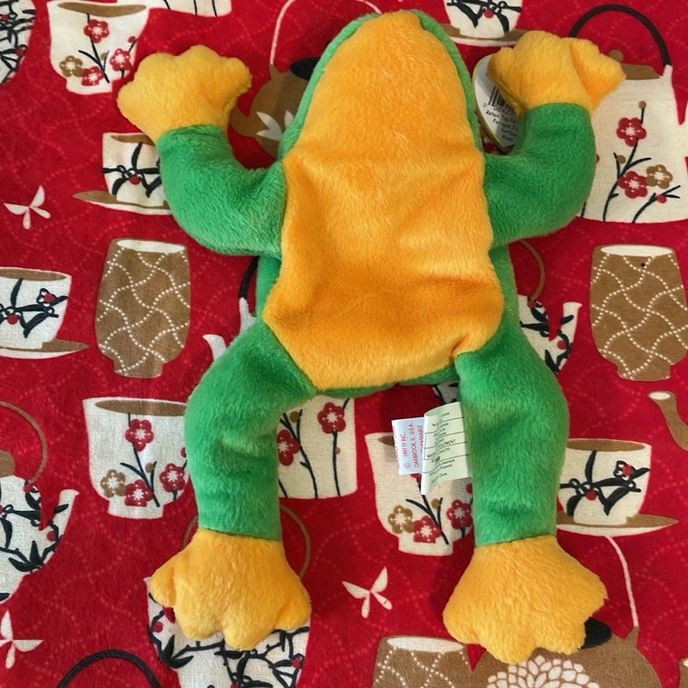 Ty beanie baby frog Smoochy. Kept in cases. - Picture 8 of 9